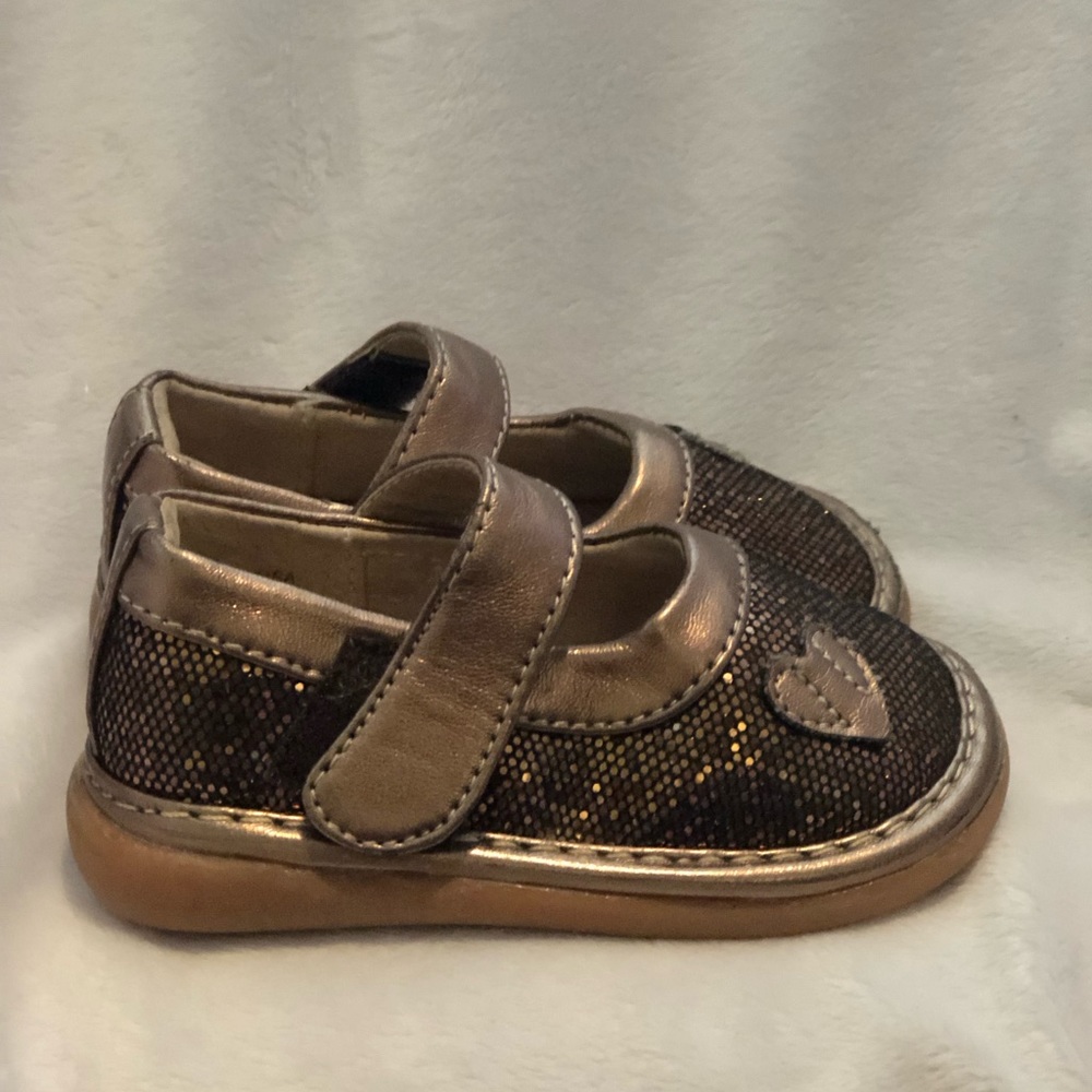 Toddler dress shoes size 5 by Pickle